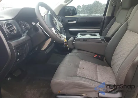 2014 Toyota Tundra Double Cab Sr z USA, uszkodzony, nr VIN 5TFRM5F14EX080149